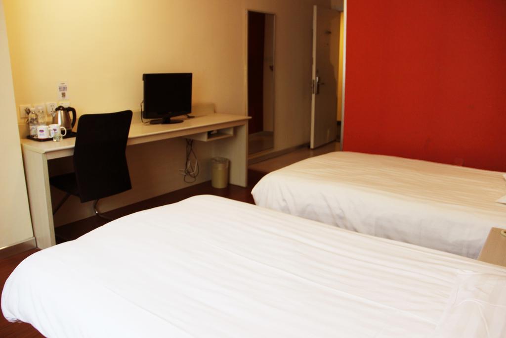 Hanting Hotel Shanghai Lujiabang Road Exterior photo